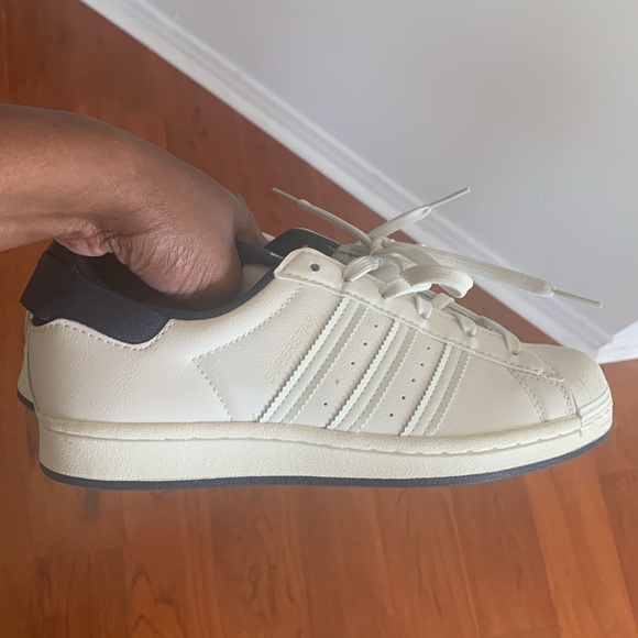 Adidas superstar, junior Parley - Picture 6 of 7